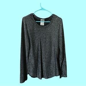Long sleeve silver top